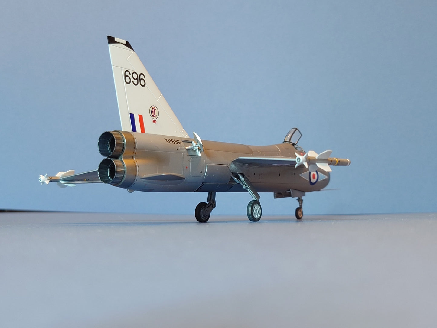 1/72 English Electric Lightning P.8 Conversion