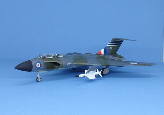 1/72 Gloster P.376 "Thin Wing Javelin"