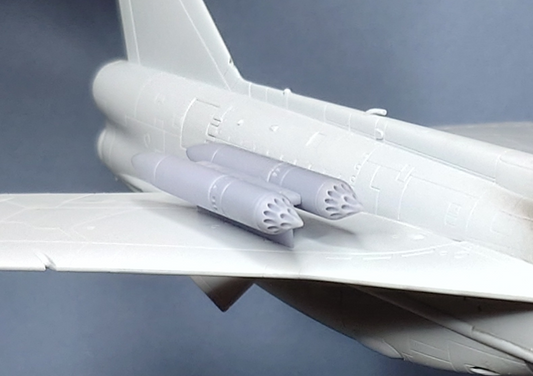 1/72 English Electric Lightning Overwing Twin JL100 Rocket Packs